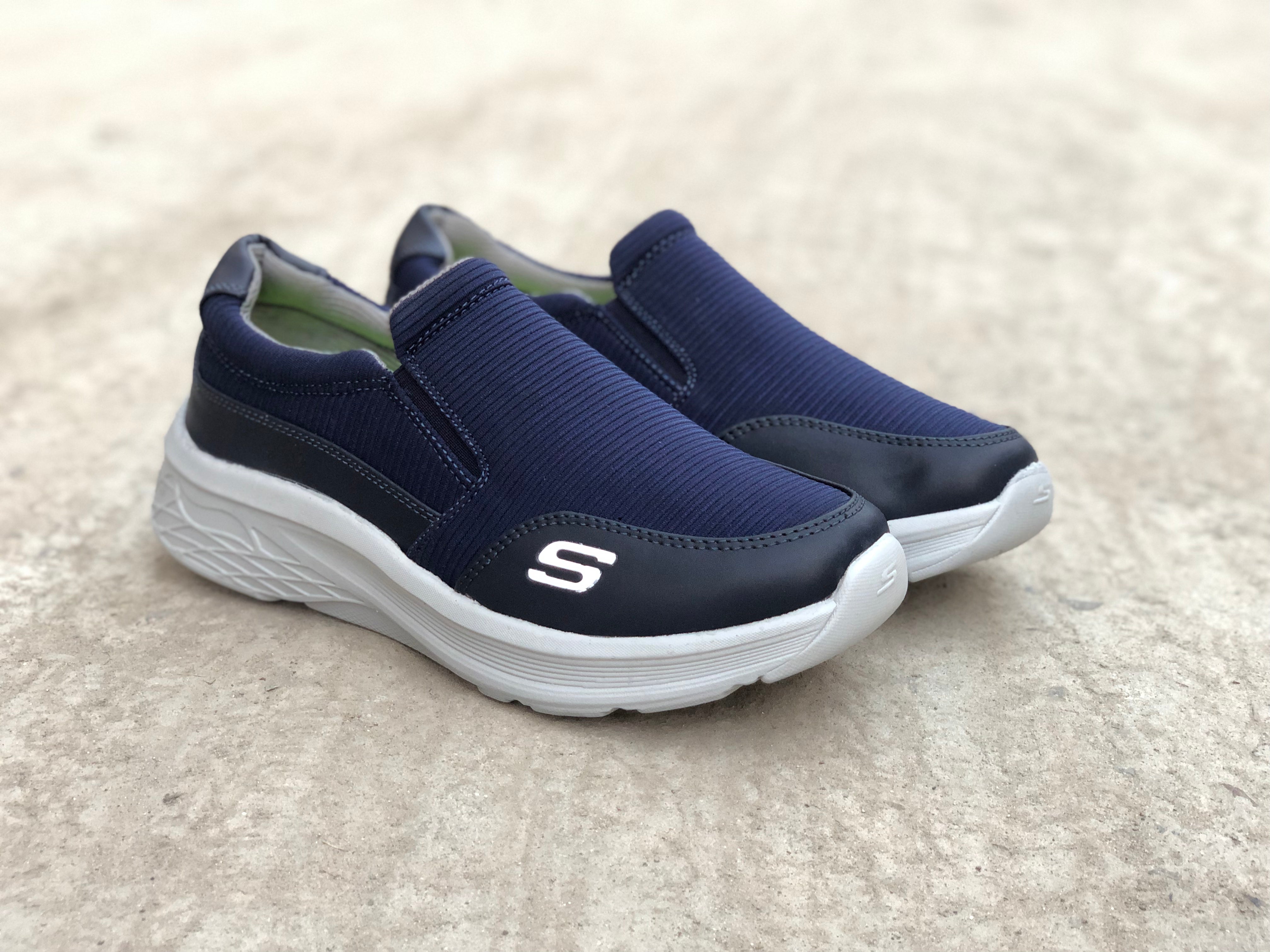 Navy Blue Deeds Sk-chers DSS-3520