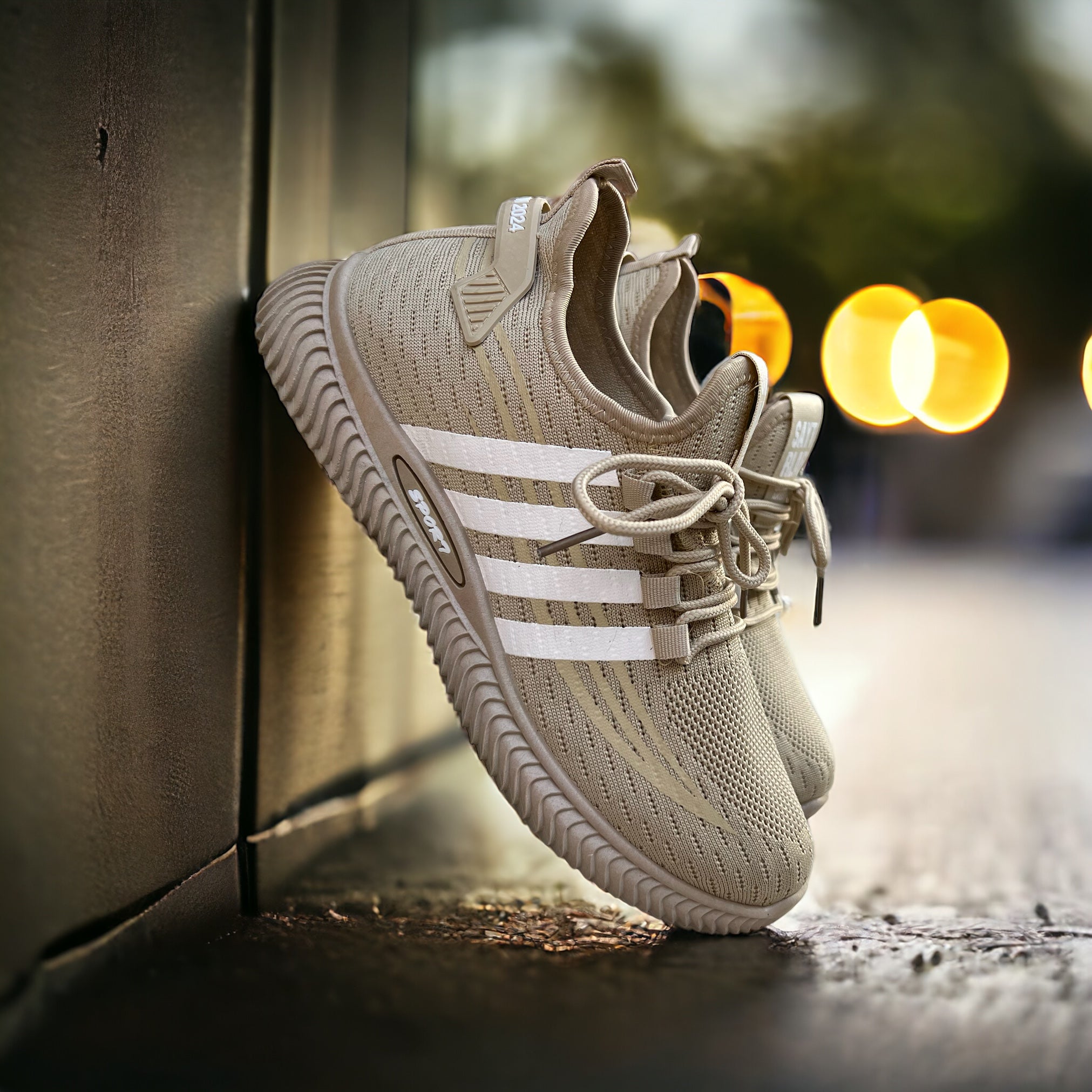 Beige Stripes Yeezy SY-7676