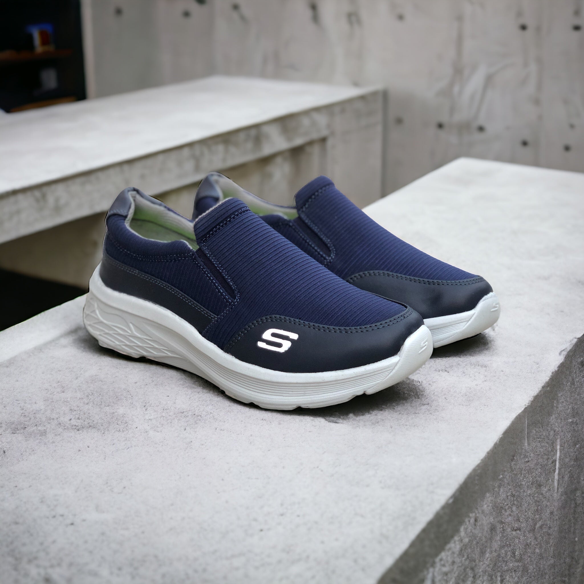 Navy Blue Deeds Sk-chers DSS-3520