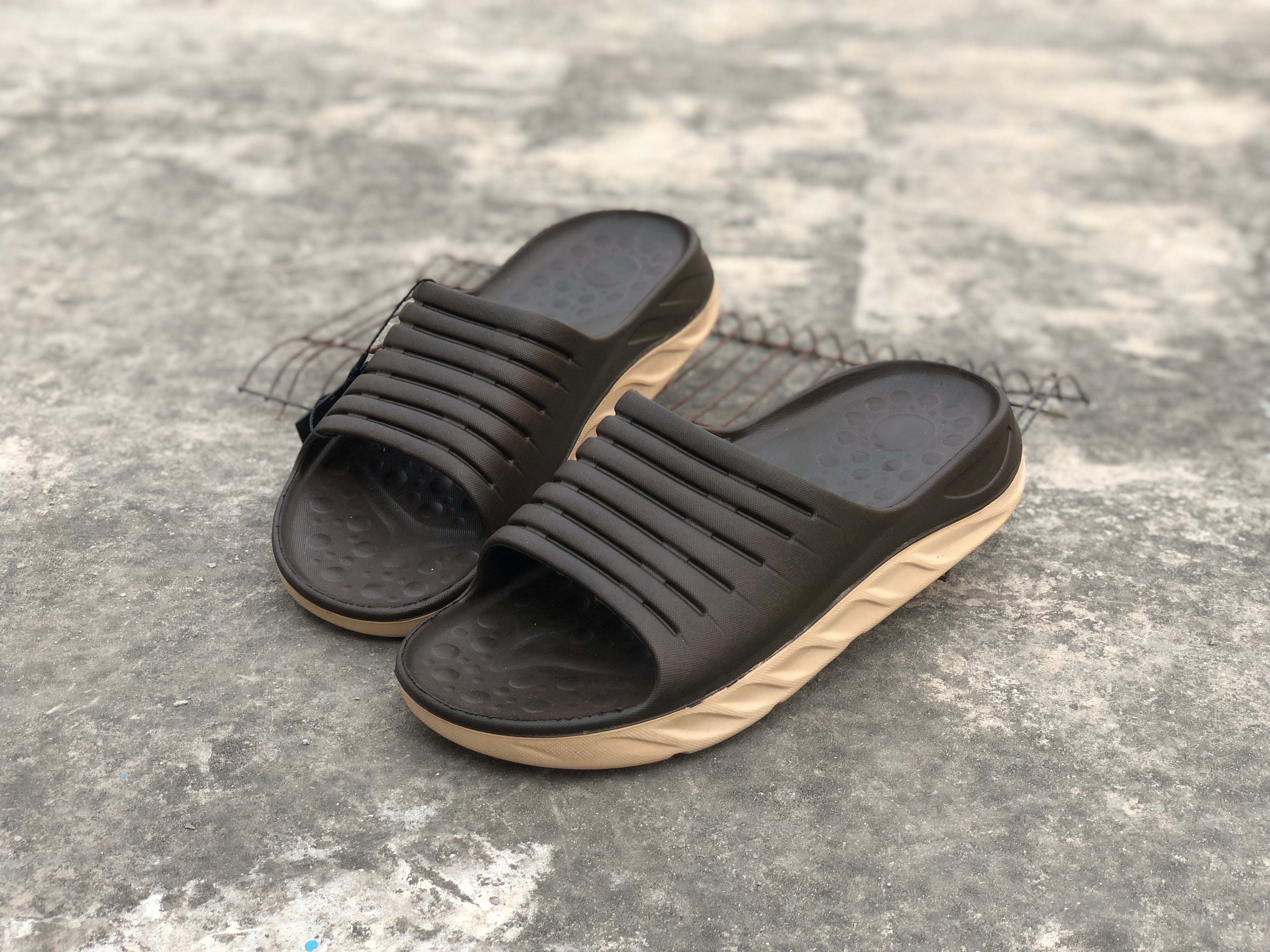 New Brown Pearl Pool Medicated Slipper Slipper