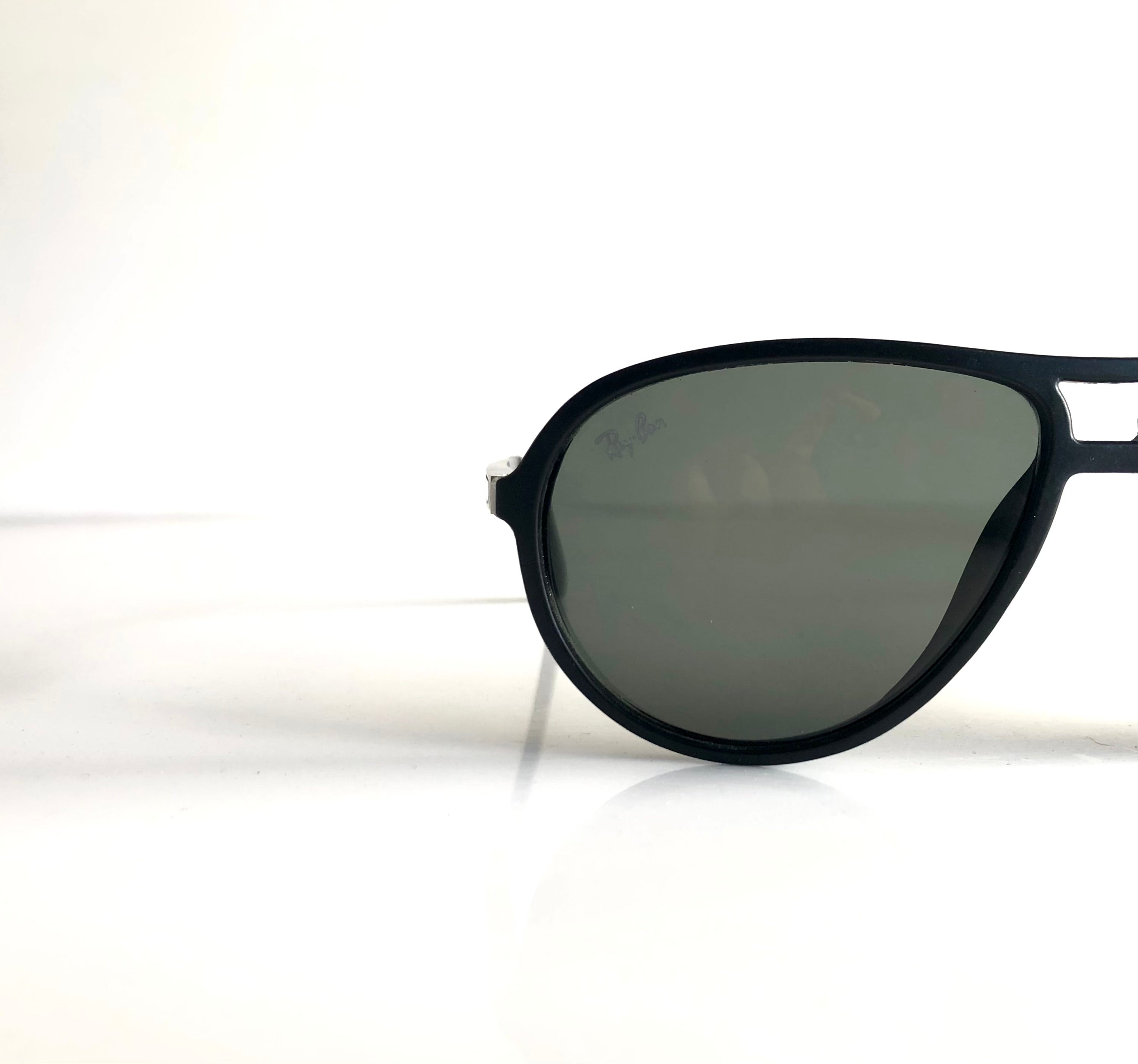 New Black Shade Glasses With Aluminum Legs ( ST-9 )