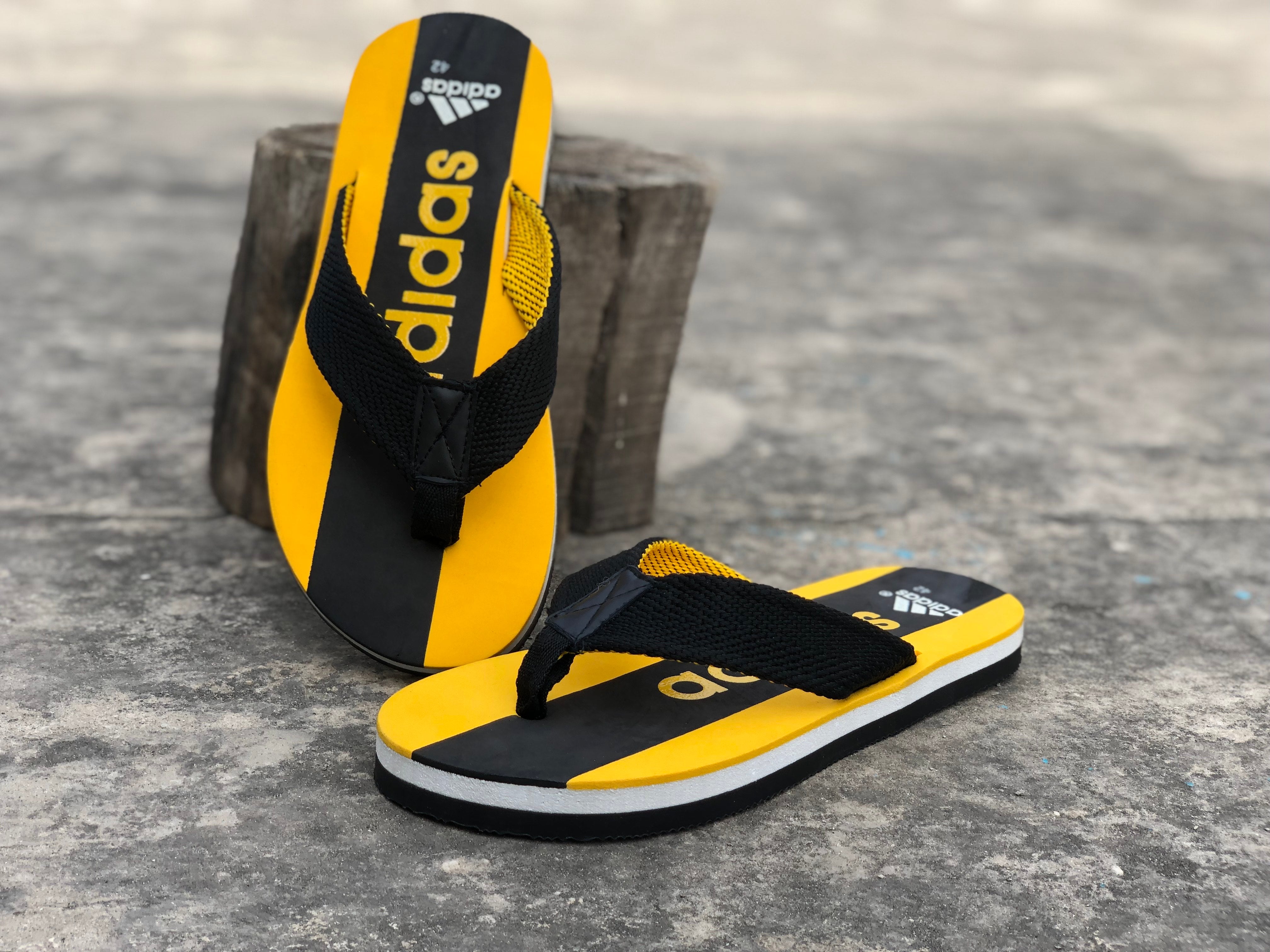 New Ads Yellow Black Slipper - 020