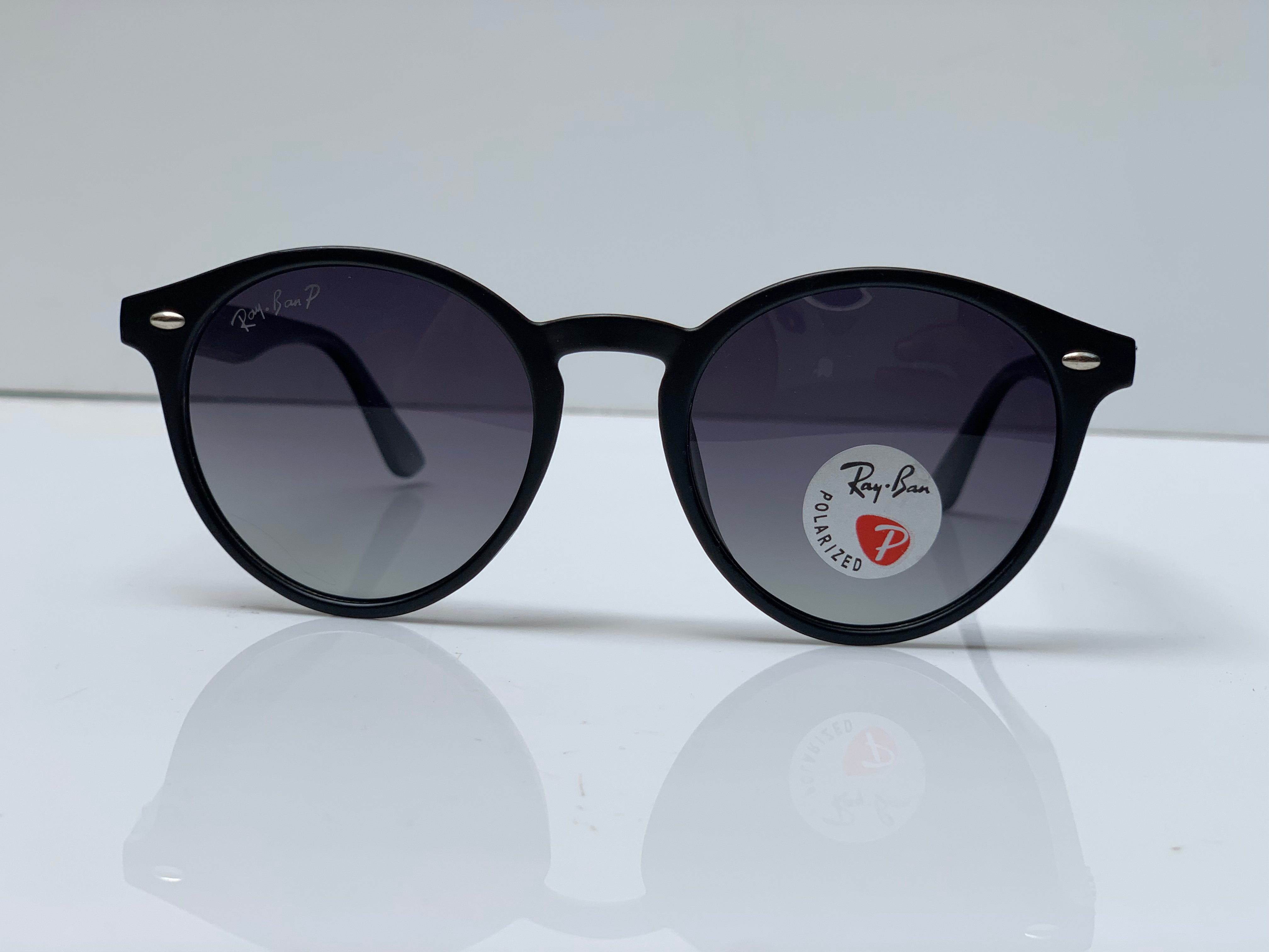 Polarized  High Quality Black - Round - Glasses  ( B-200 )