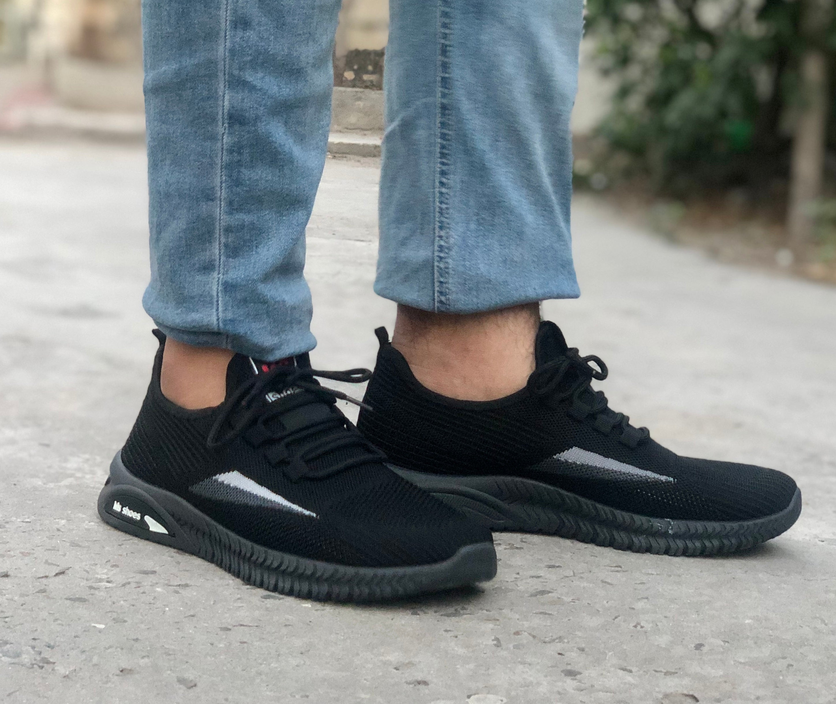 Black Space Yeezy Shoes BL-5400