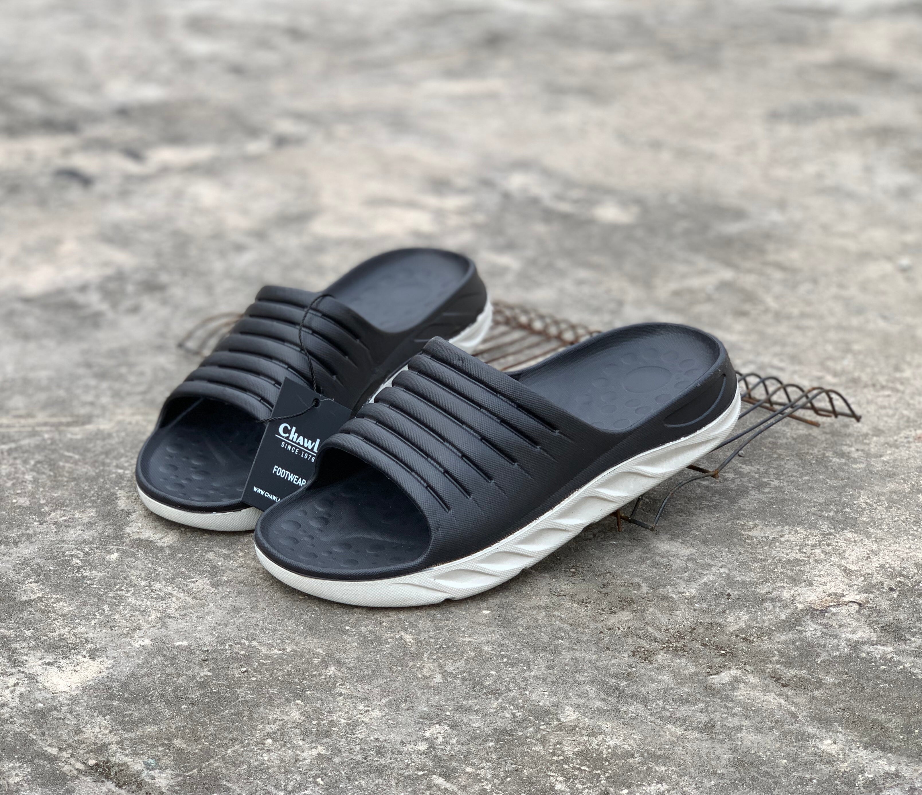 Black Pearl-Pool Medicated Slipper