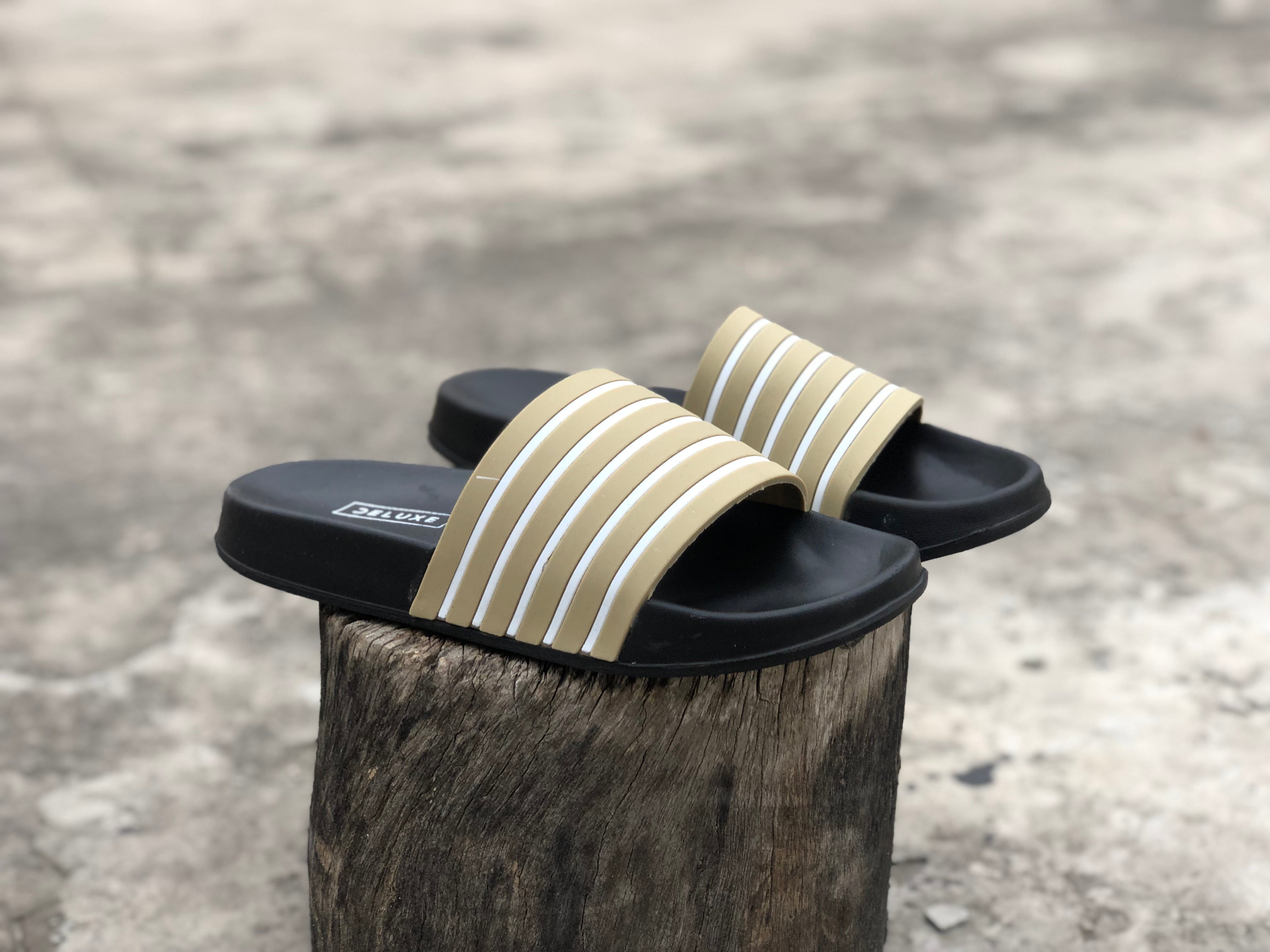 Ladies Skin  Rays - Line Slippers