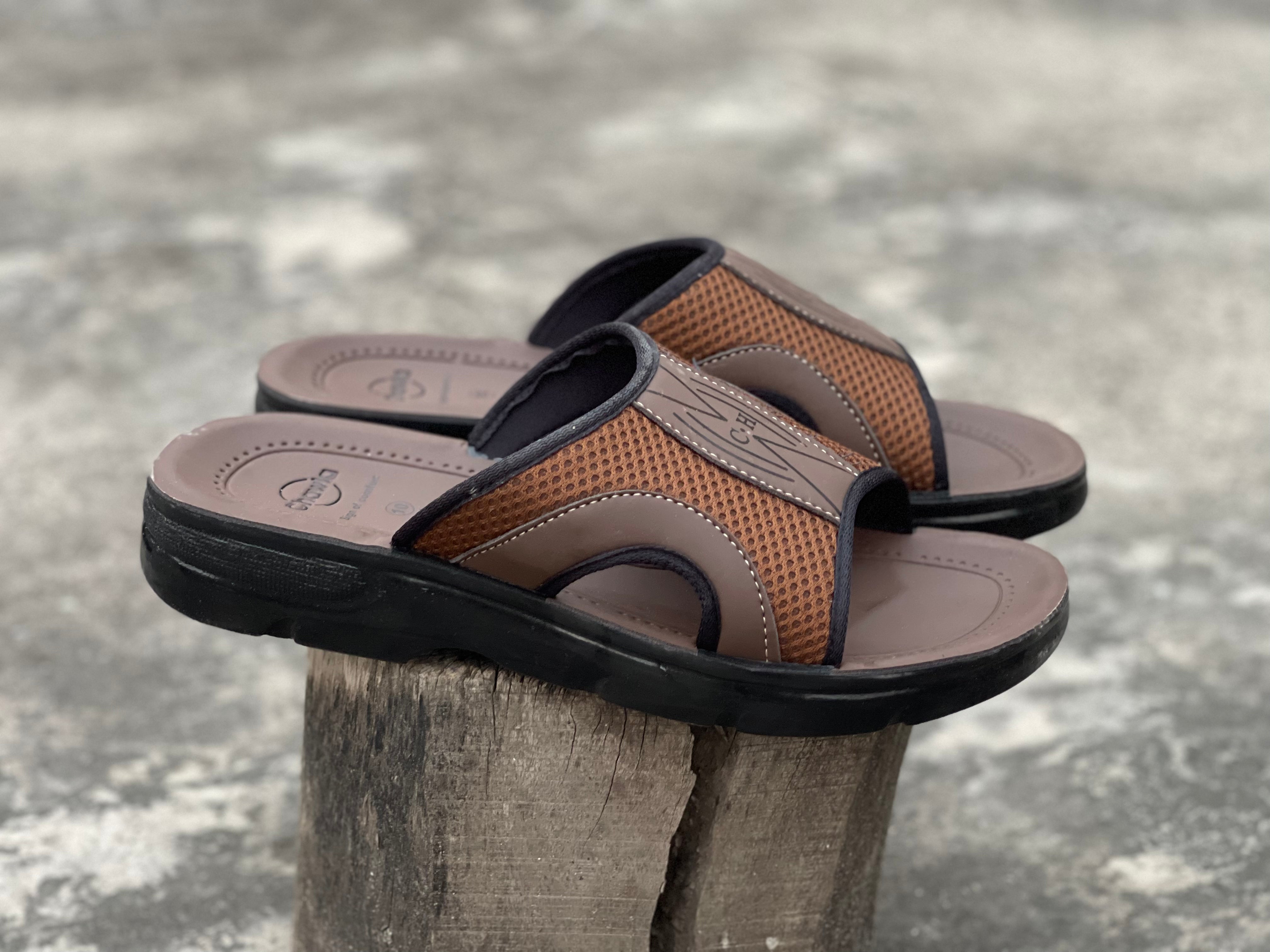 Brown Lens - Softy - Chappal LC-57