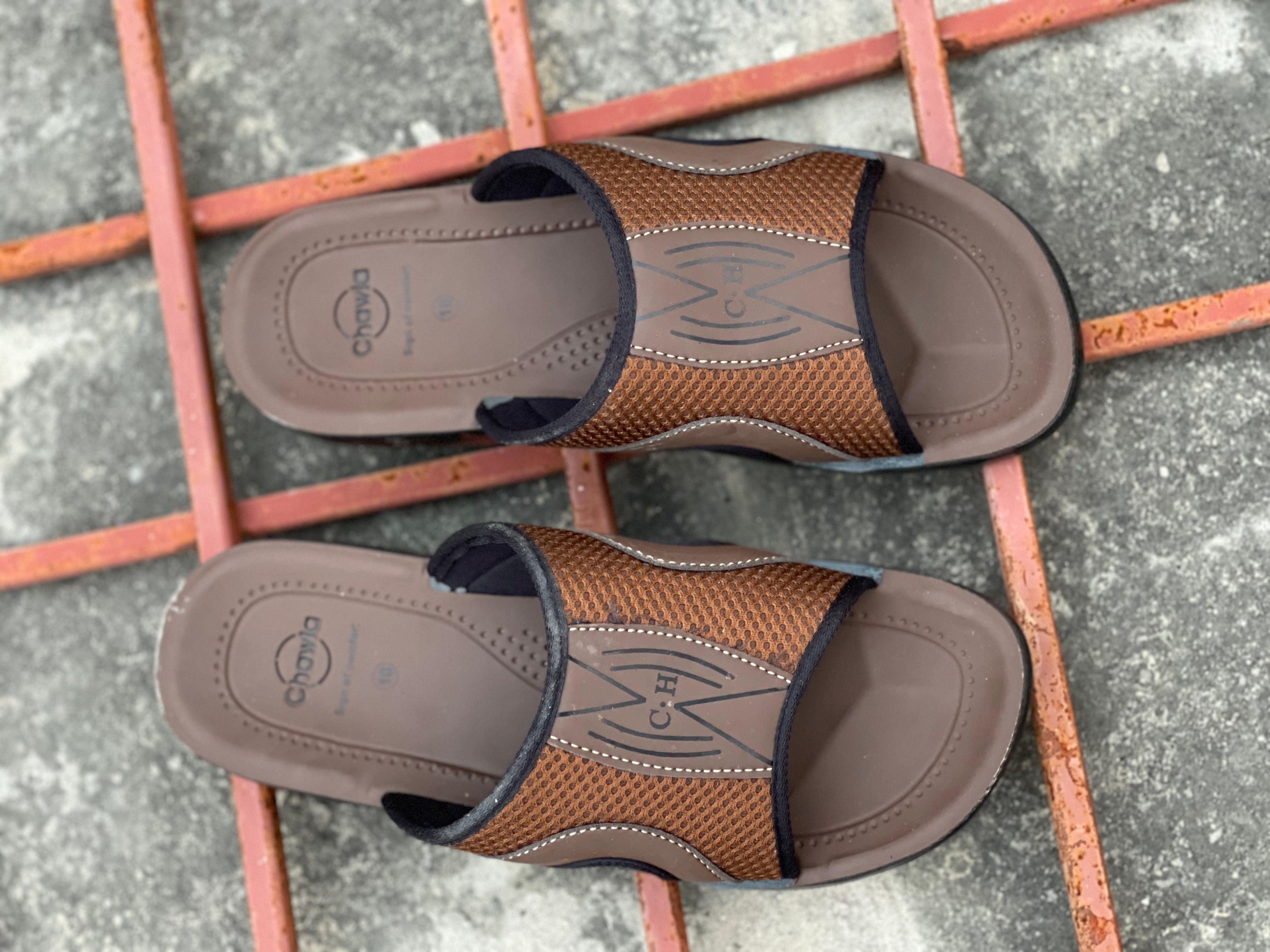 Brown Lens - Softy - Chappal LC-57