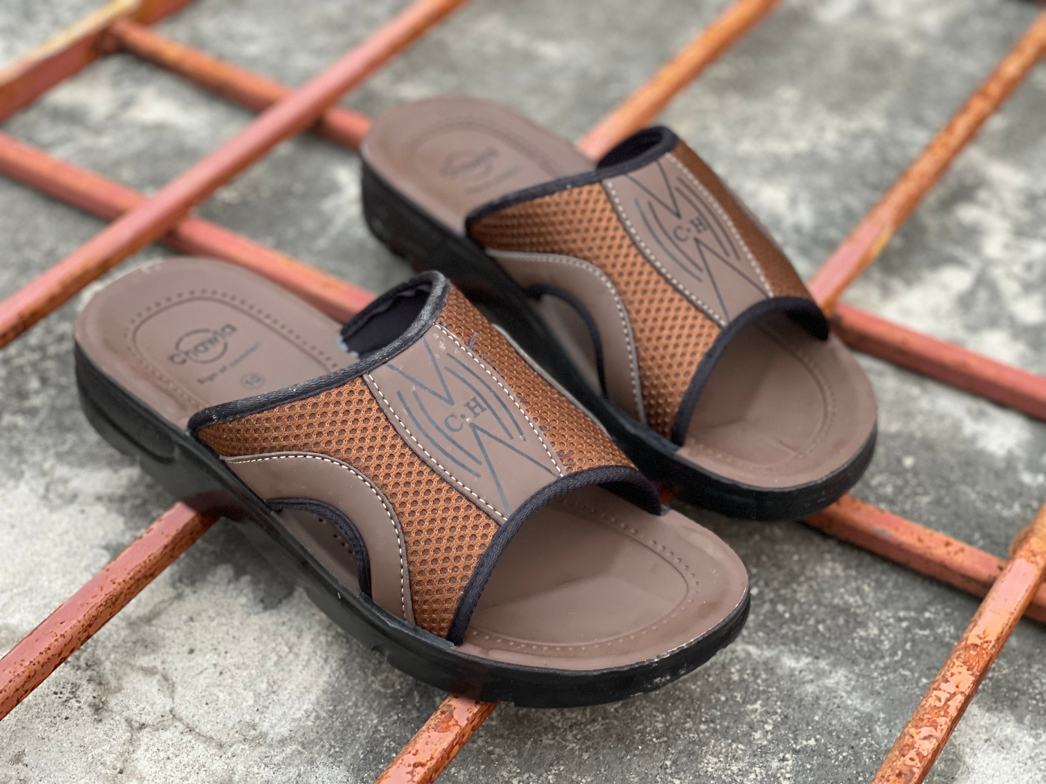 Brown Lens - Softy - Chappal LC-57