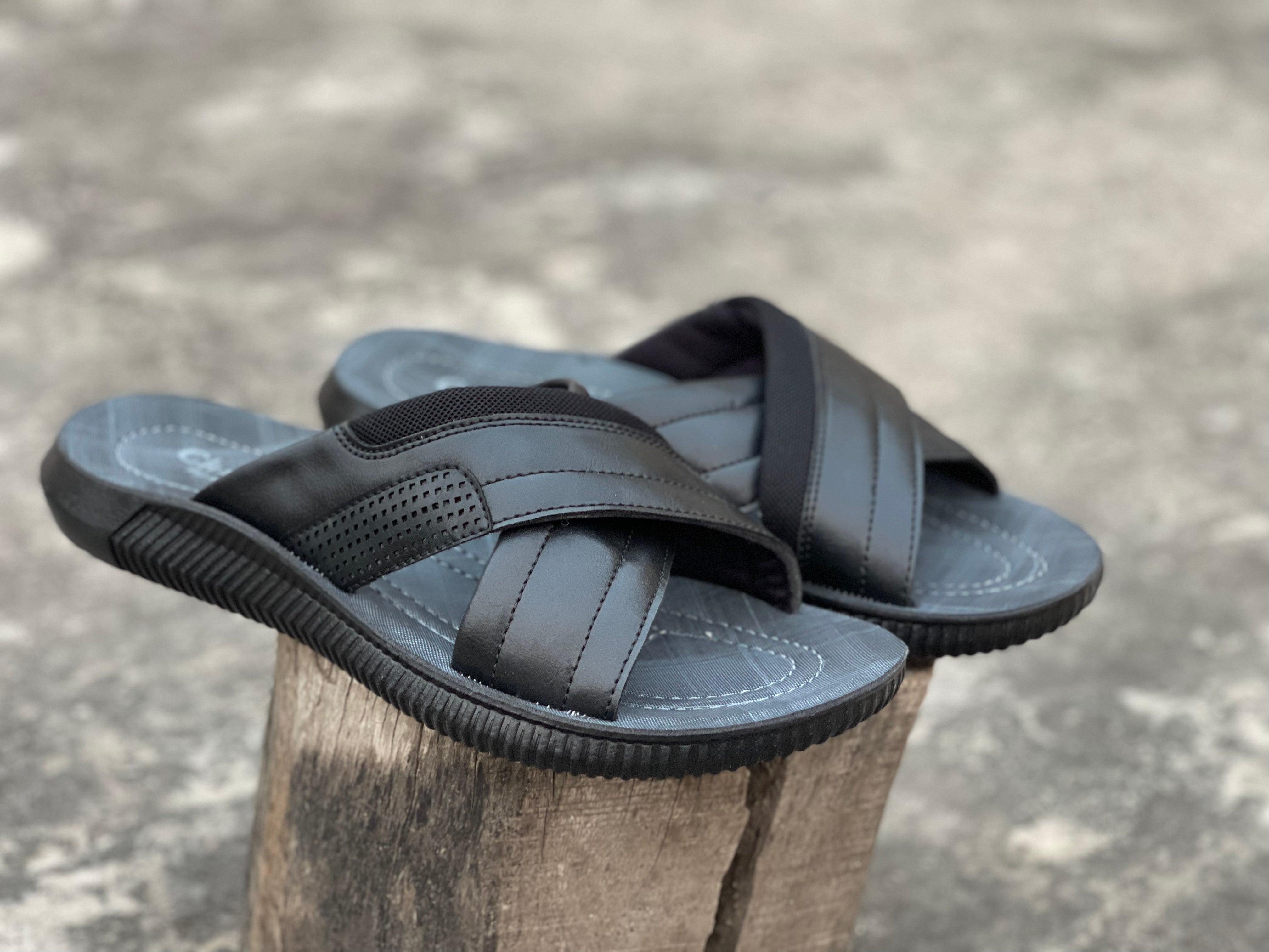 Grey Black - Cross Runs - Softy - Chappal RN-165