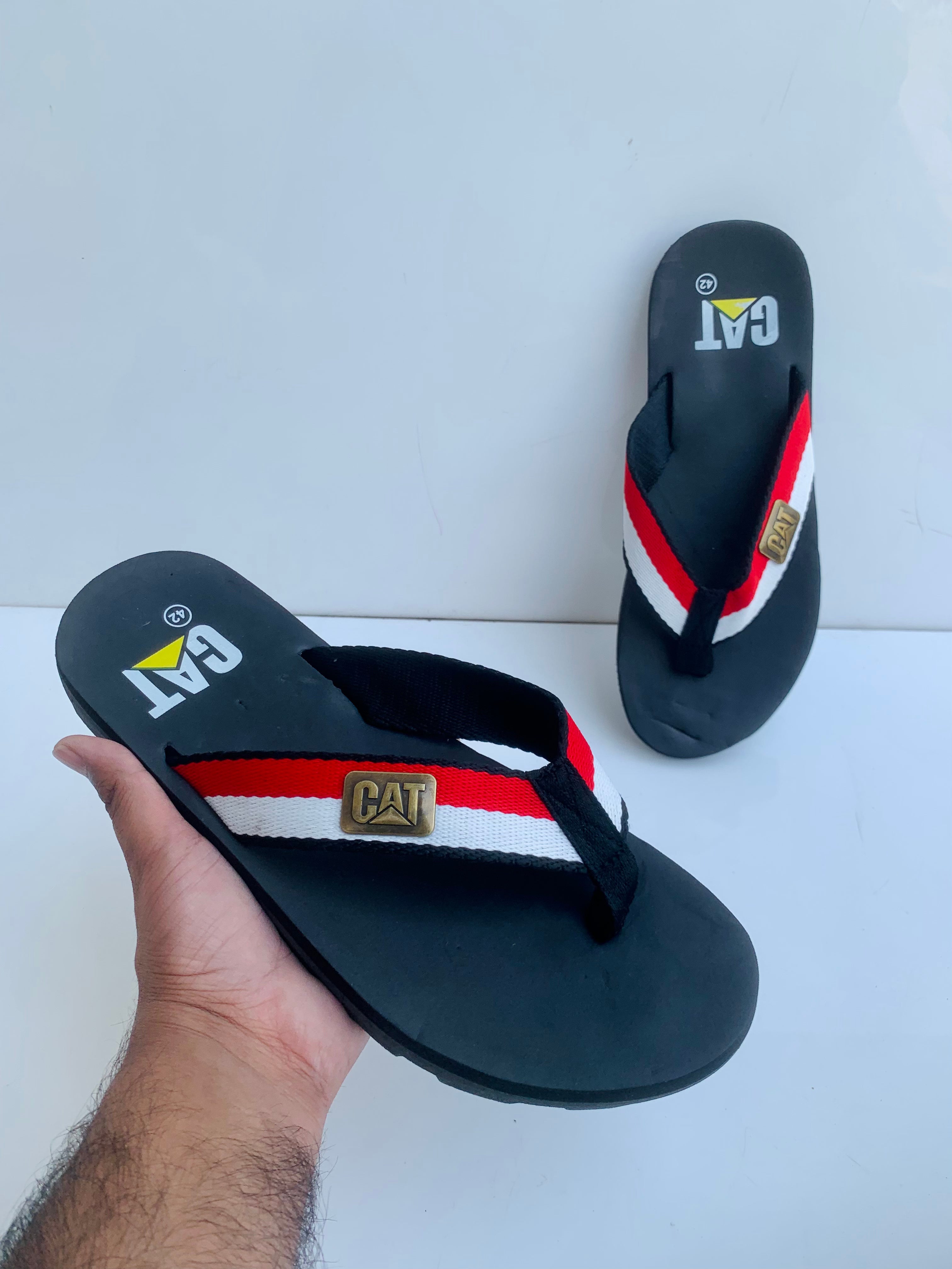 Black-Red C-A-T Flip-Flop