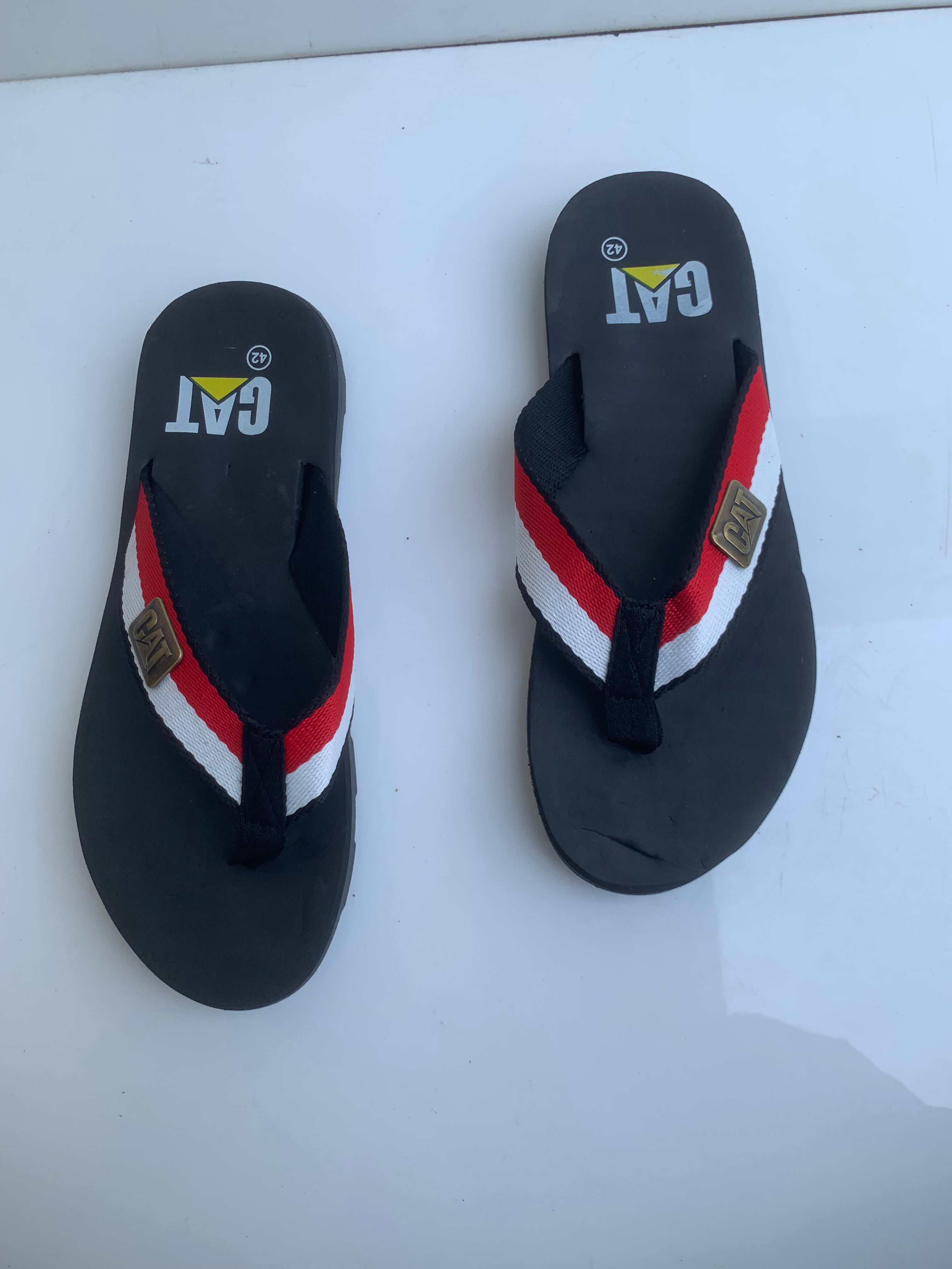 Black-Red C-A-T Flip-Flop