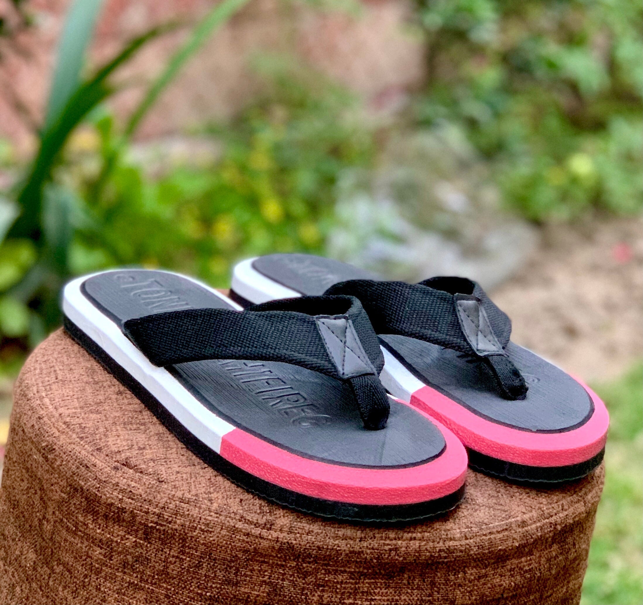 New Tonny Black-Red FlipFlopb ( FF-006 )